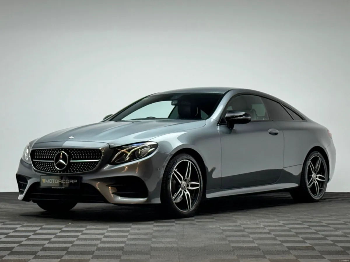 Mercedes-Benz E-Class E220D COUPE AMG LINE - Image 3