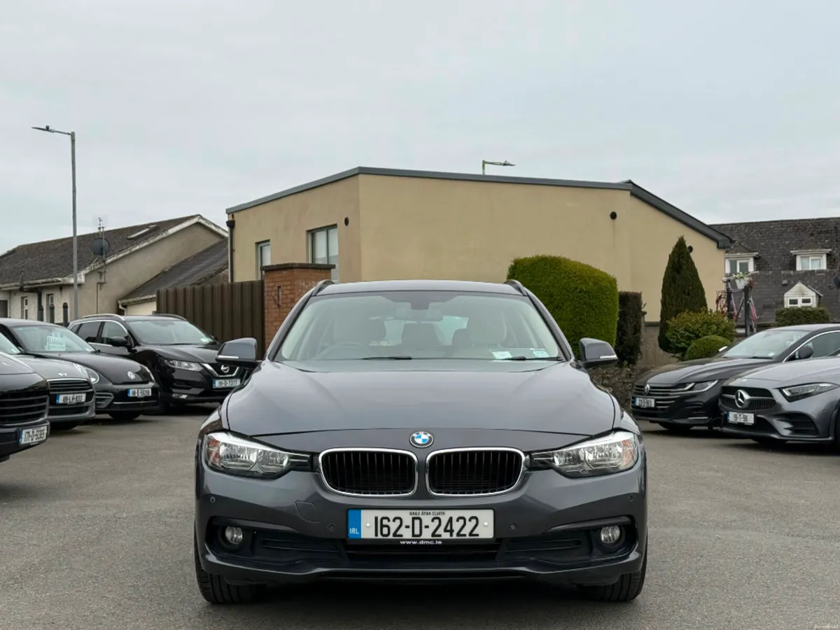 BMW 3-Series 318D SE AUTO ESTATE *LOW KMS* - Image 2