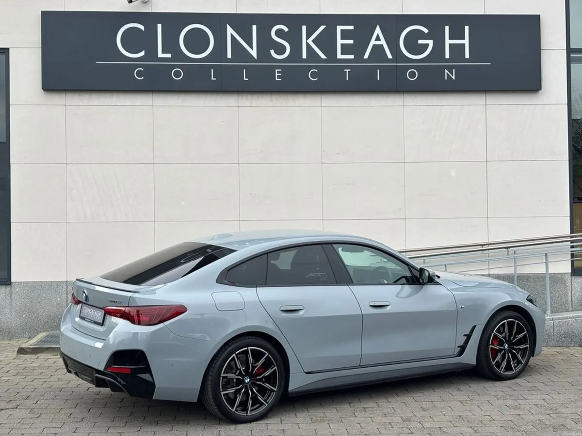 BMW i4 M SPORT PRO - Image 4