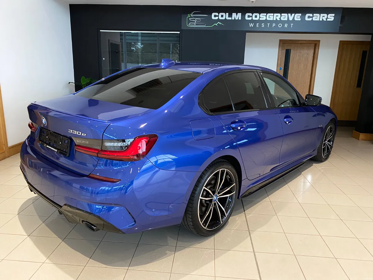 BMW 3-Series 2022 330E Msport PHEV - Image 4