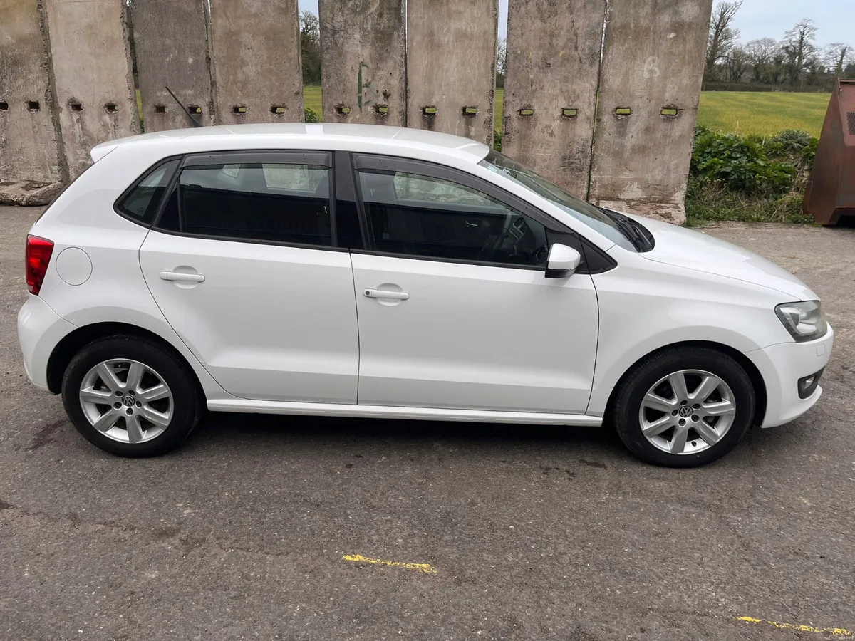 2013 Volkswagen Polo Automatic 1.2 - 80k km - Image 3
