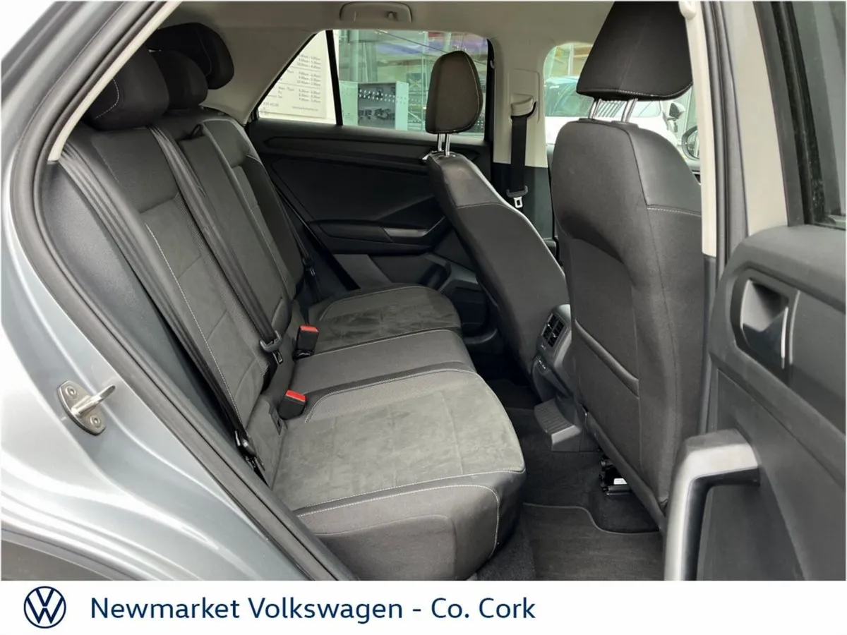 Volkswagen T-Roc STYLE 2.0 TDI 6 SPEED 116BHP HIGH - Image 4