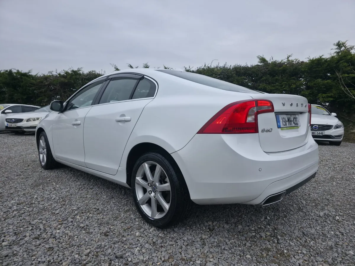 2019 Volvo S60 - Image 3
