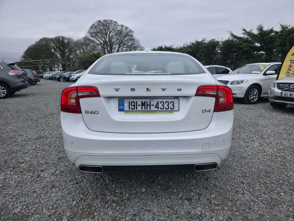 2019 Volvo S60 - Image 4