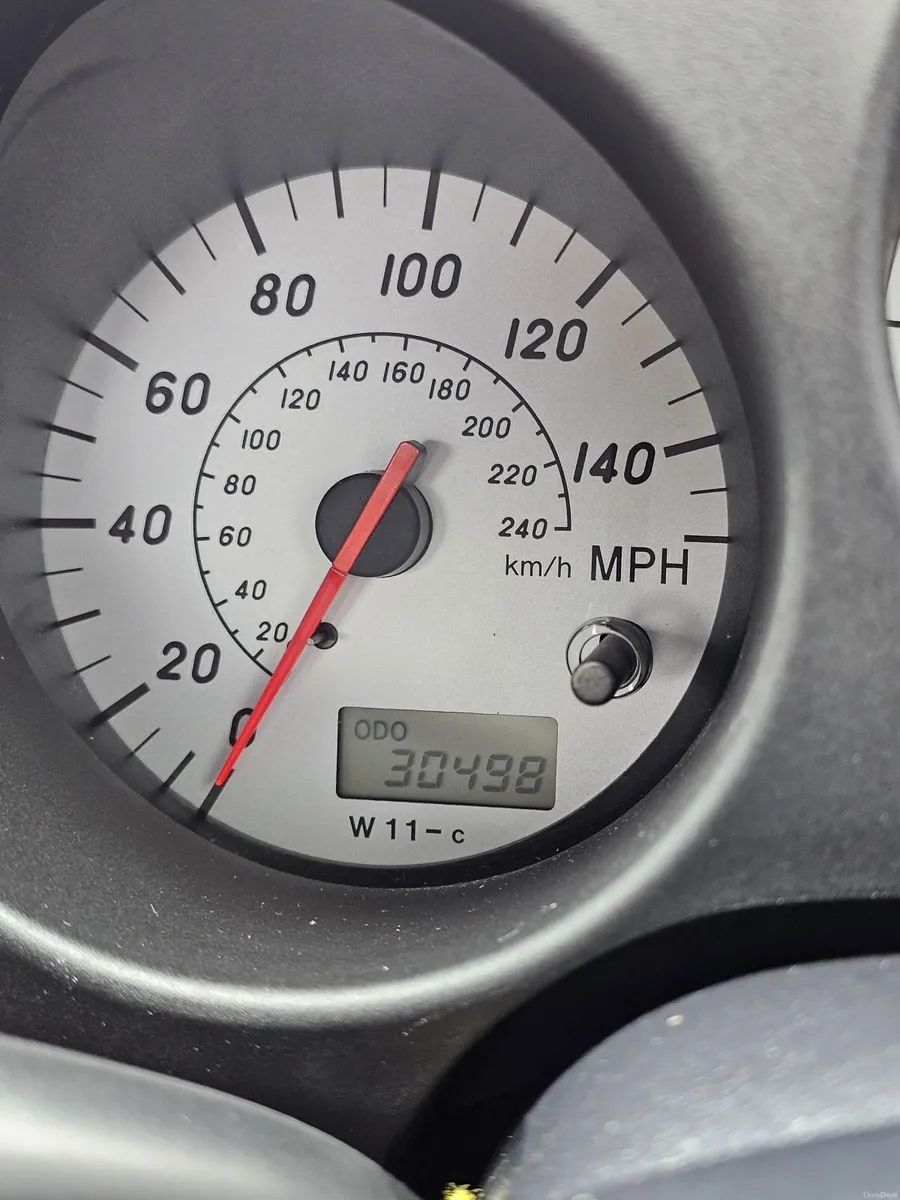 Toyota MR2 convertible,  Gen 3 , 1 owner, 30k mile - Image 2