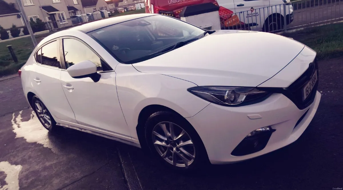 Mazda Mazda3 2015 - Image 3