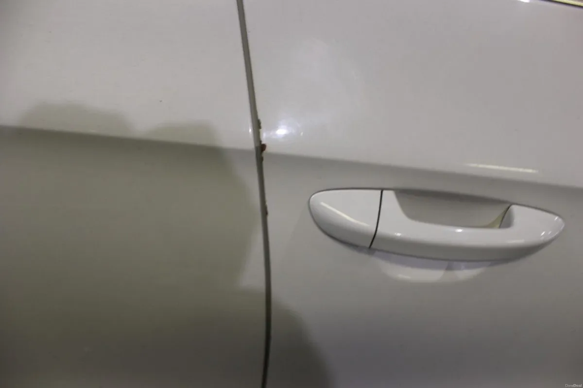 Volkswagen CC 2.0 TDI 140 BHP BMT GT - TENDER 16 - Image 4