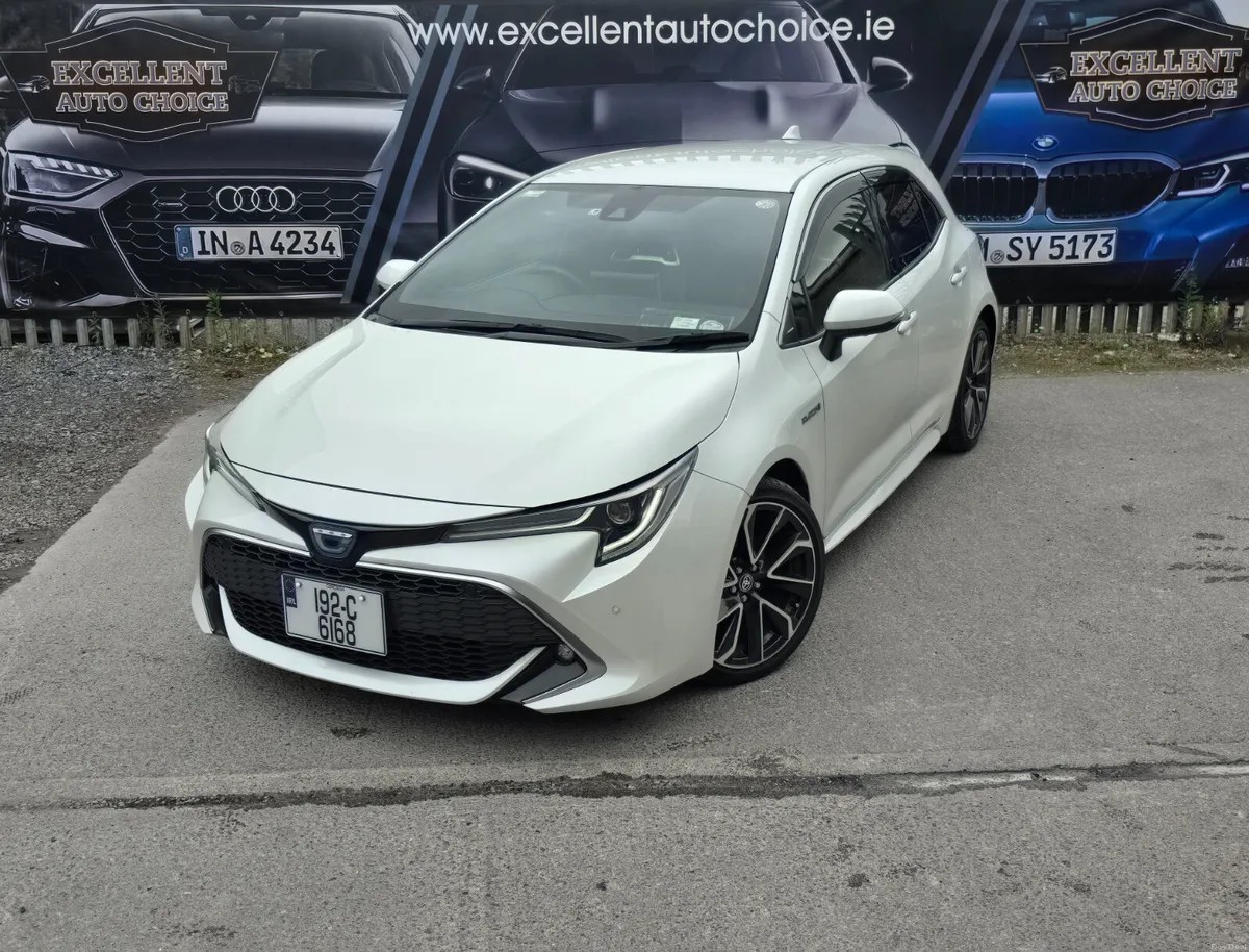 Toyota Corolla 2019 SPORT-MODEL HIGH SPEC.LOW KM! - Image 4