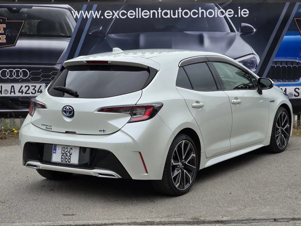 Toyota Corolla 2019 SPORT-MODEL HIGH SPEC.LOW KM! - Image 3