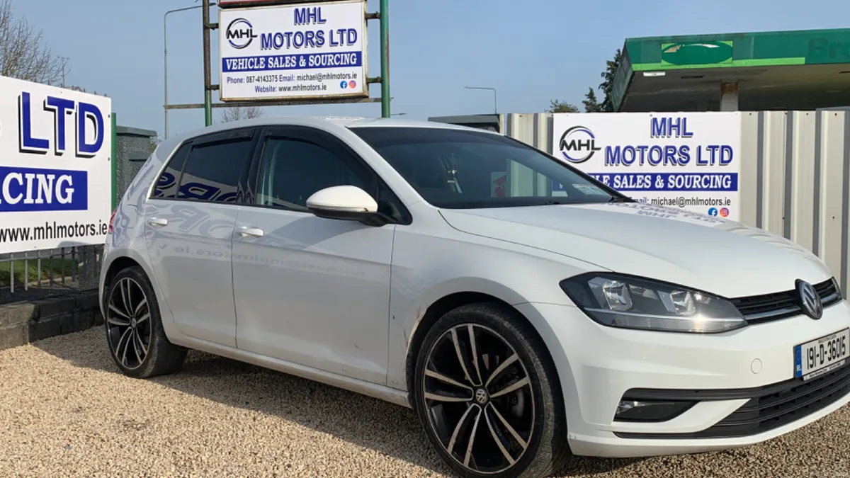 Volkswagen Golf 2019 Trendline  TDI - Image 1