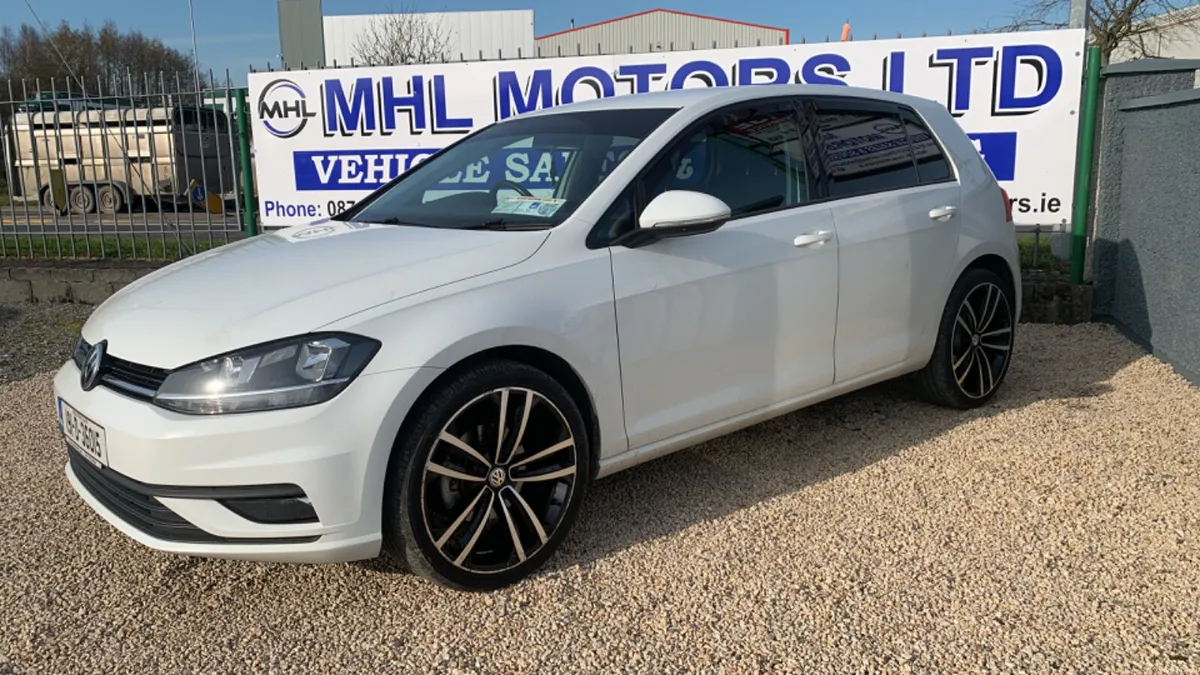 Volkswagen Golf 2019 Trendline  TDI - Image 4