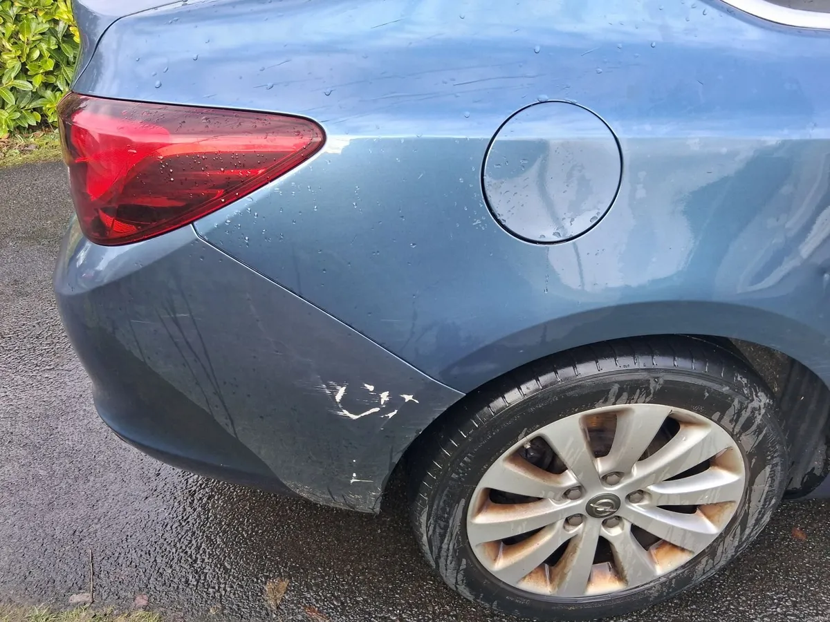 Opel Astra 2015 - Image 4