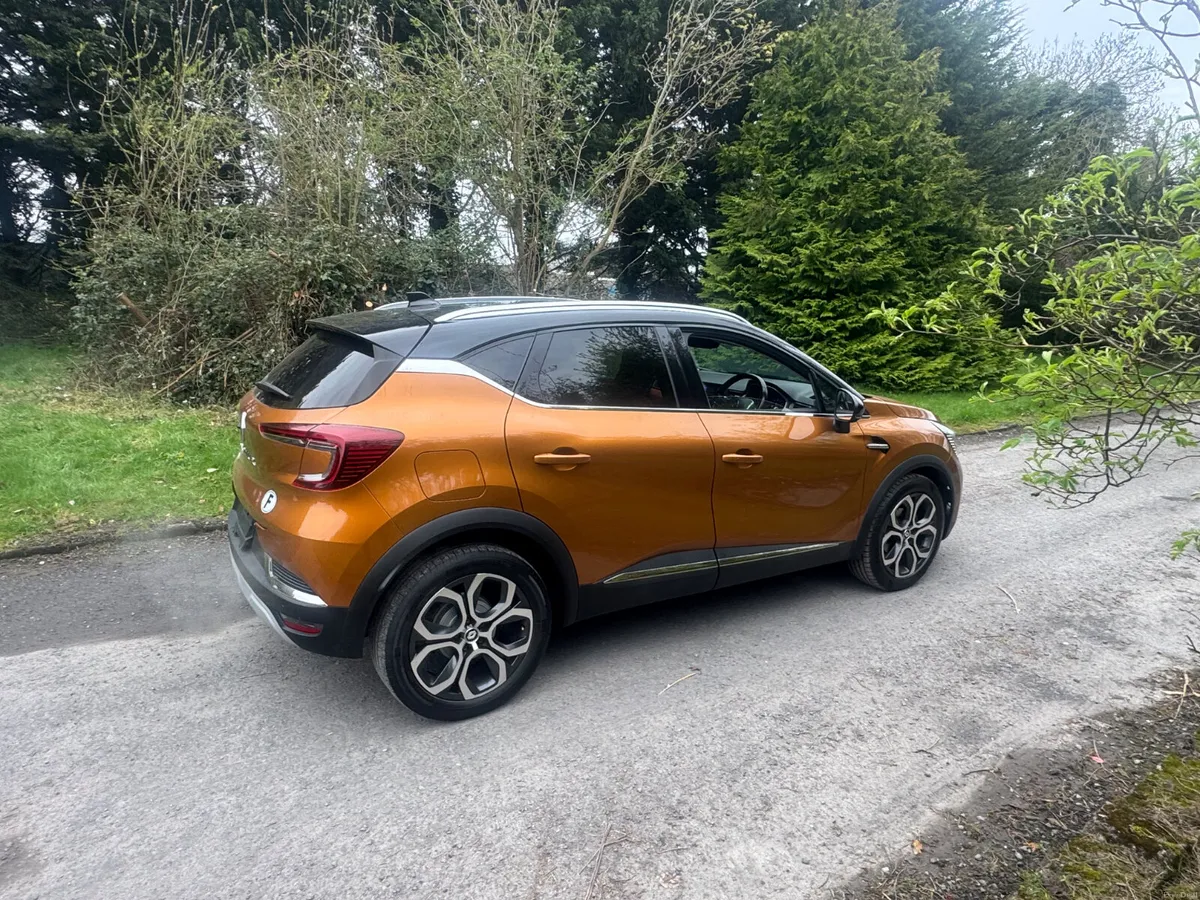 21 RENAULT CAPTUR 1.3 AUTO .. HIGH-SPEC - Image 2