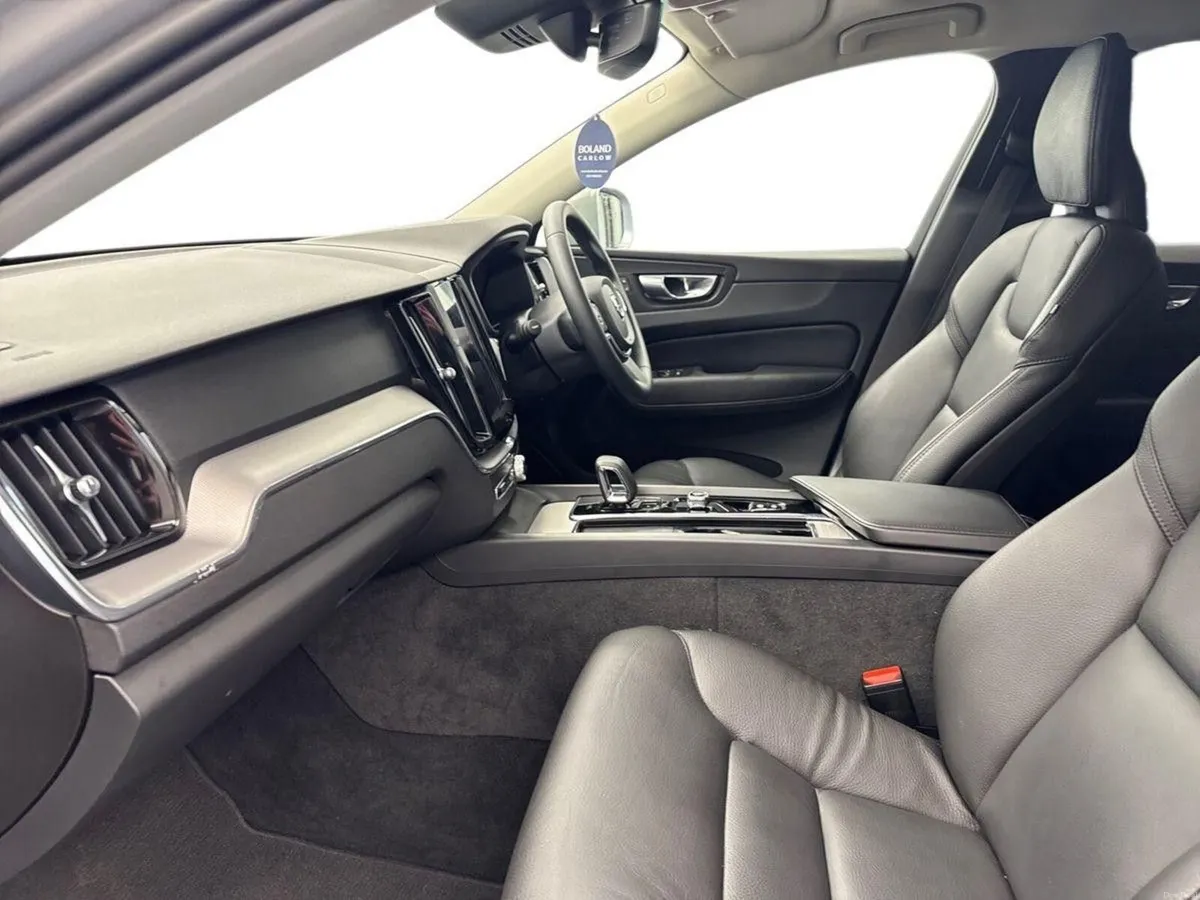 Volvo XC60 B4 CORE *2YR WARRANTY* €145 PER WEEK - Image 3