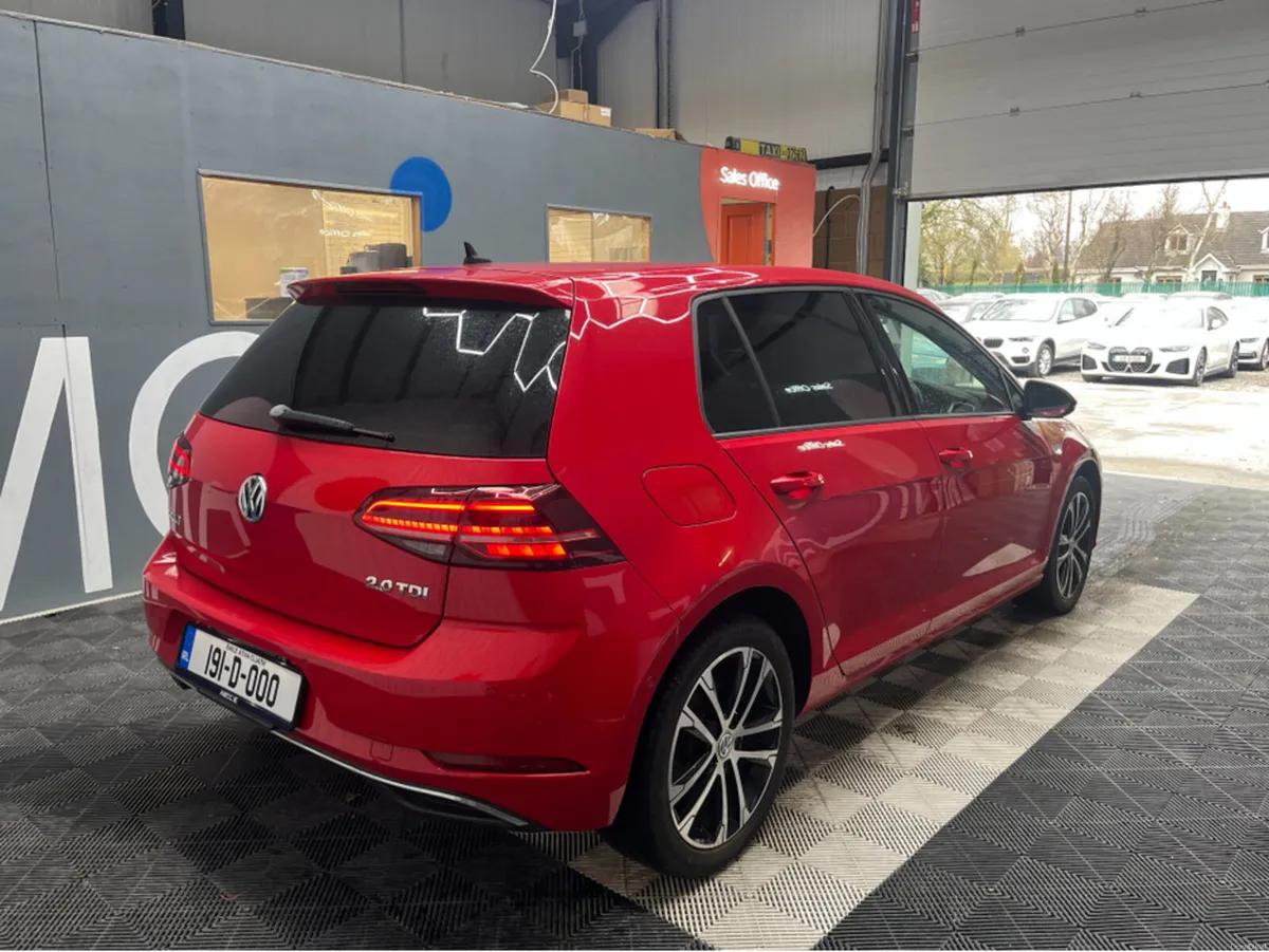Volkswagen Golf 2019 VOLKSWAGEN GOLF TDI COMFORT L - Image 2