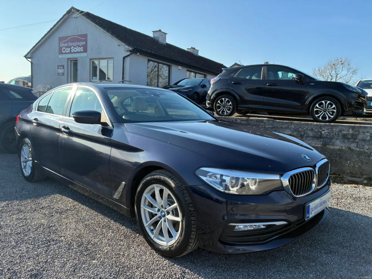 BMW 5-Series 520D SE  AUTO (LOW KLMS) - Image 1