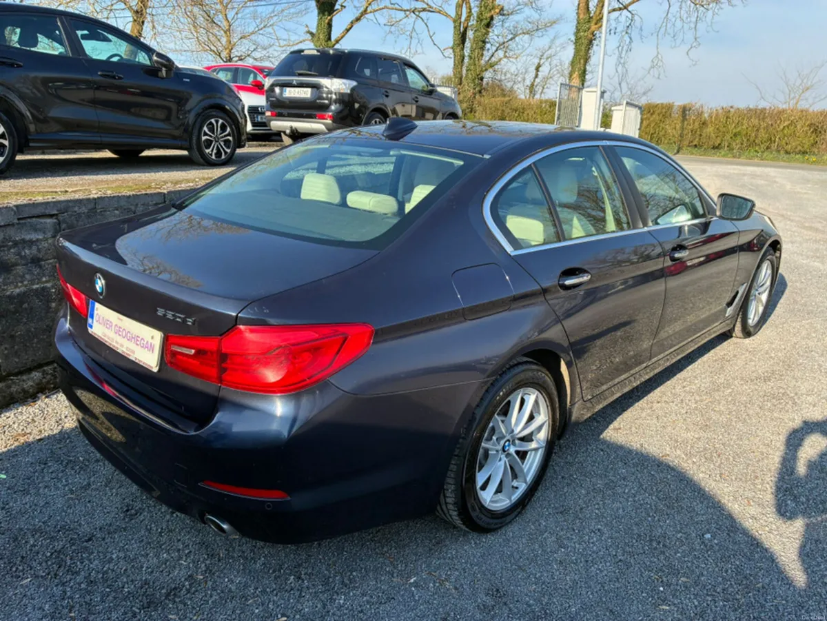 BMW 5-Series 520D SE  AUTO (LOW KLMS) - Image 2