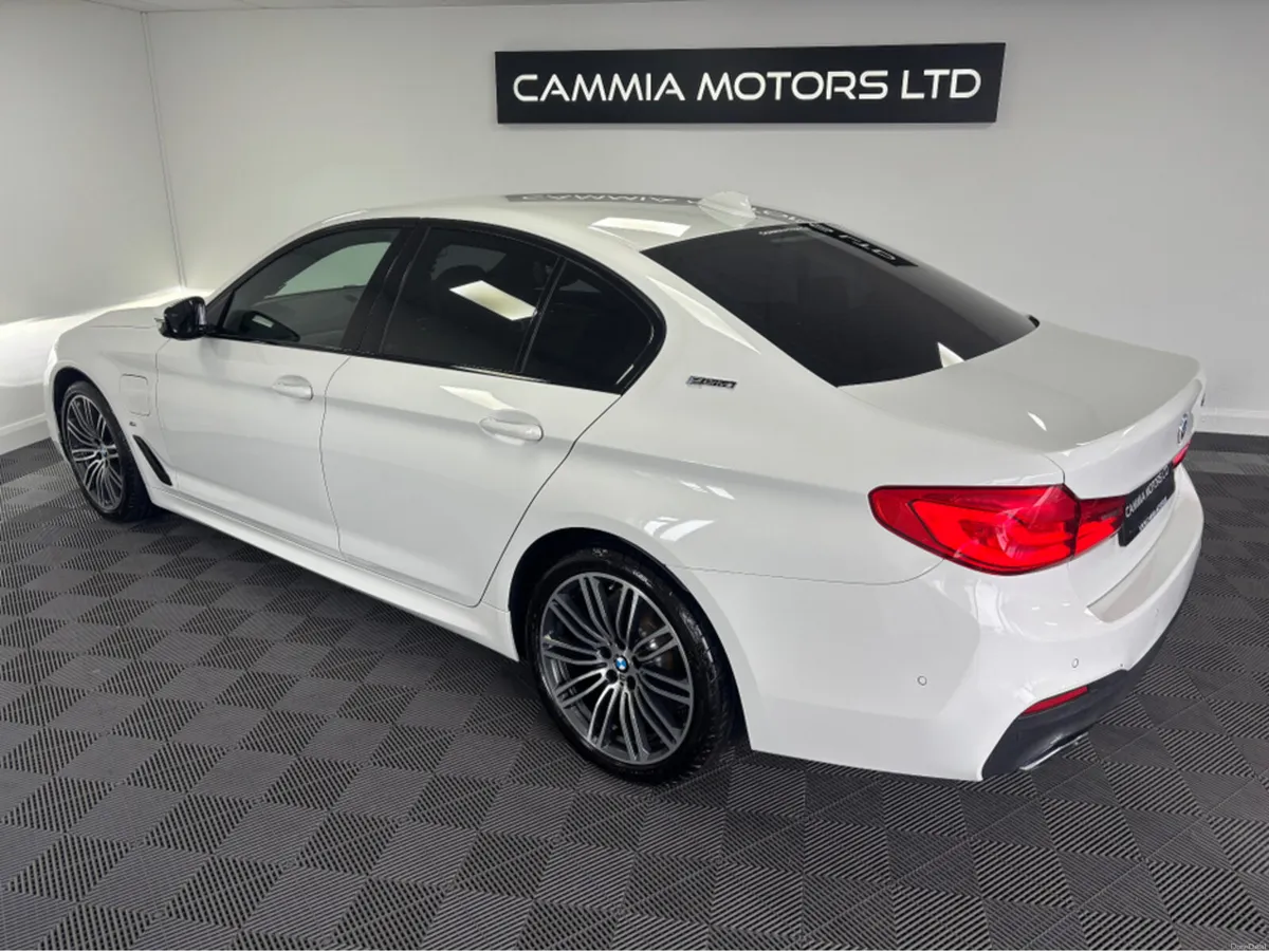 BMW 5-Series *BMW 530e* *DIGITAL DASH* *LOW MILEAG - Image 2