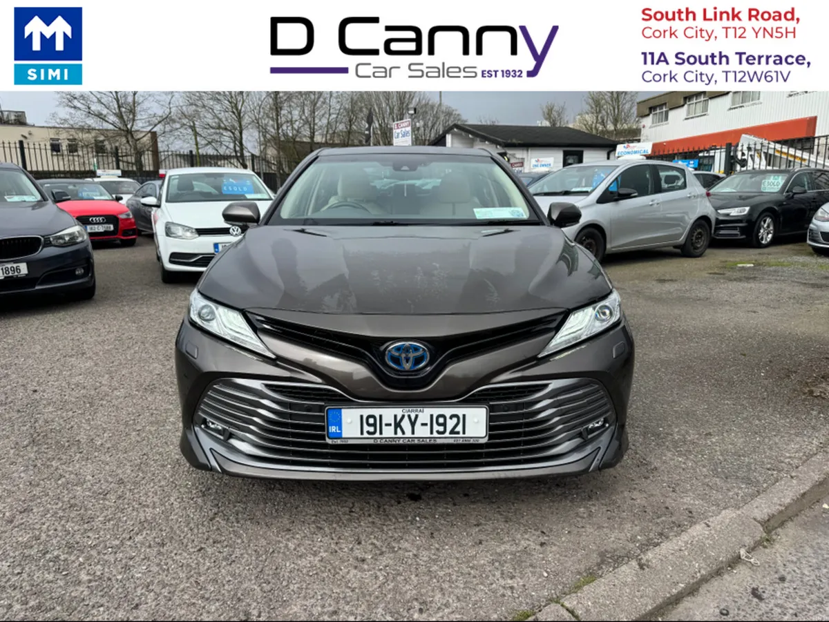 Toyota Camry HYBRID PLATINUM 4DR AUTO - Image 2