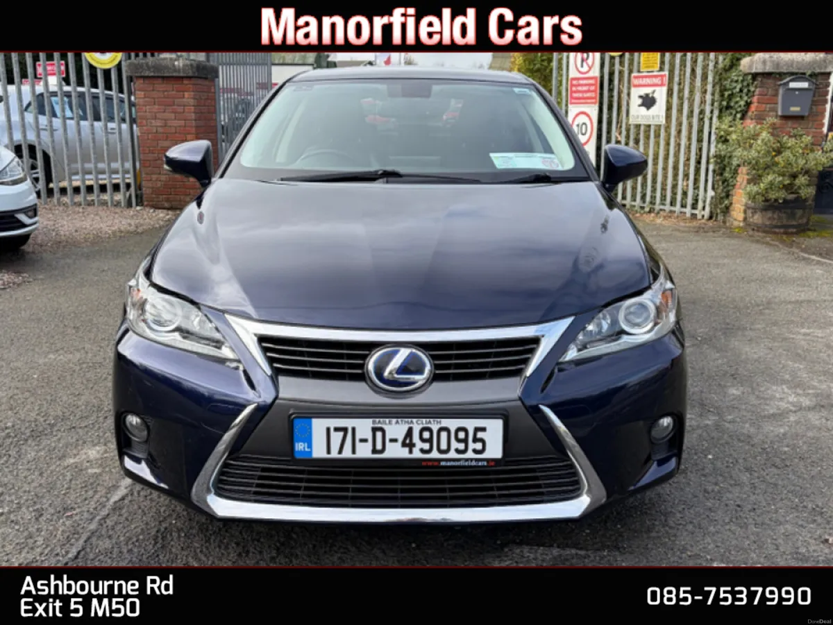 2017 Lexus CT200H Luxury 1.8 Petrol Hybrid Auto - Image 3