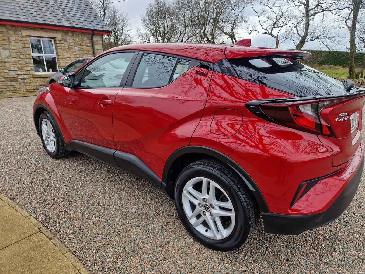 Toyota C-HR 2022 - Image 4