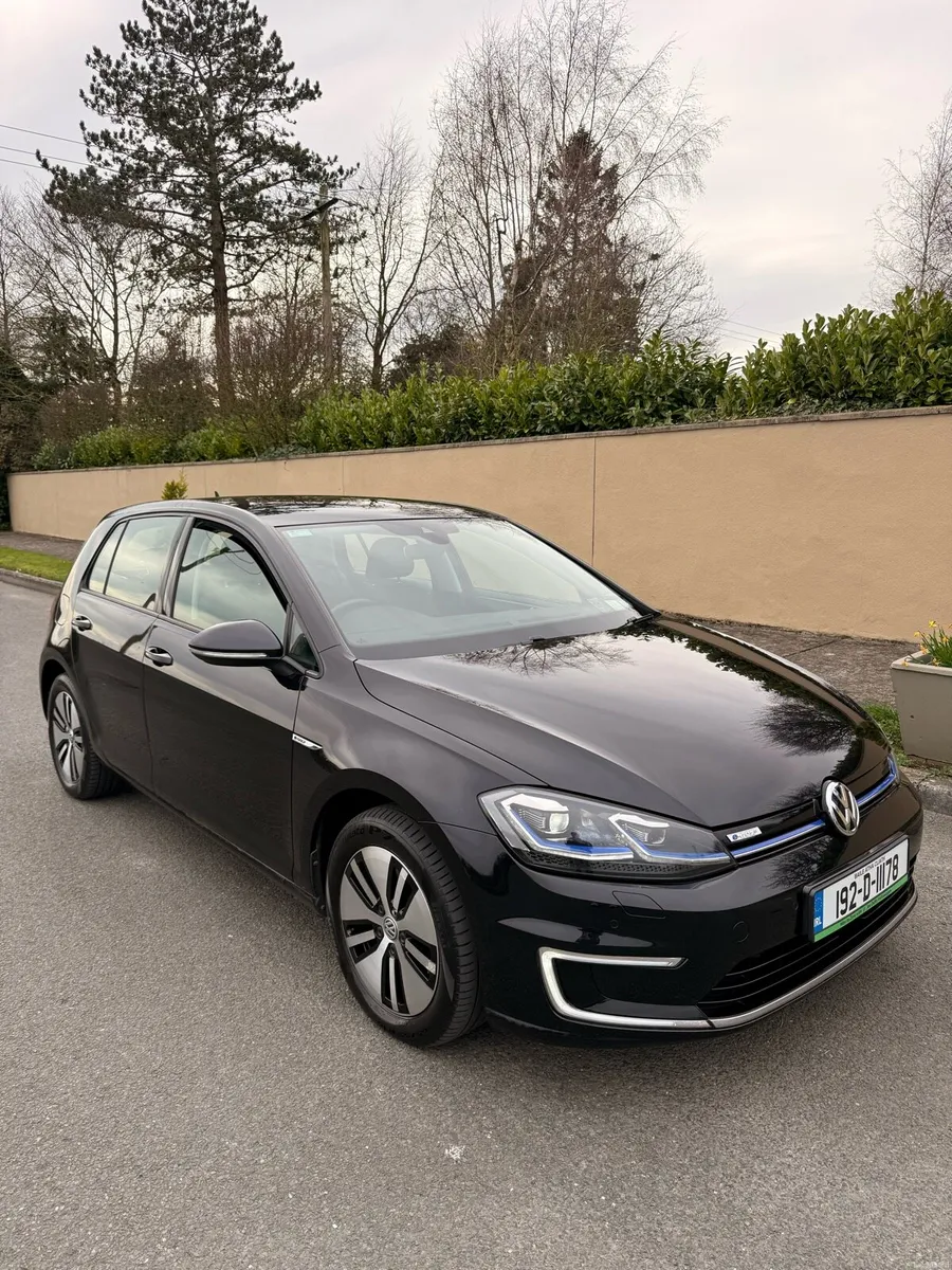 2019 Volkswagen Golf Electric 32,000 Kilometres - Image 1