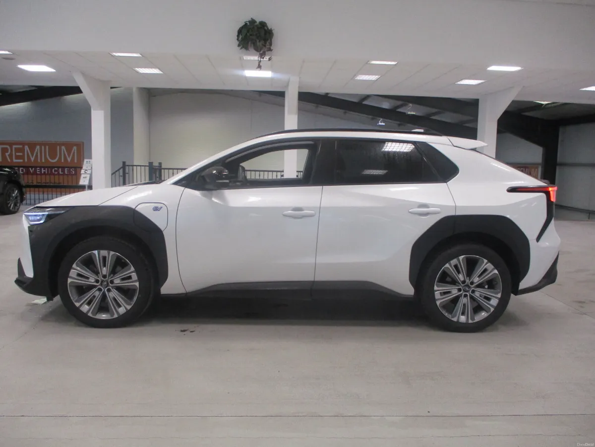 Subaru Solterra Touring E.V AWD 2023 - Image 1