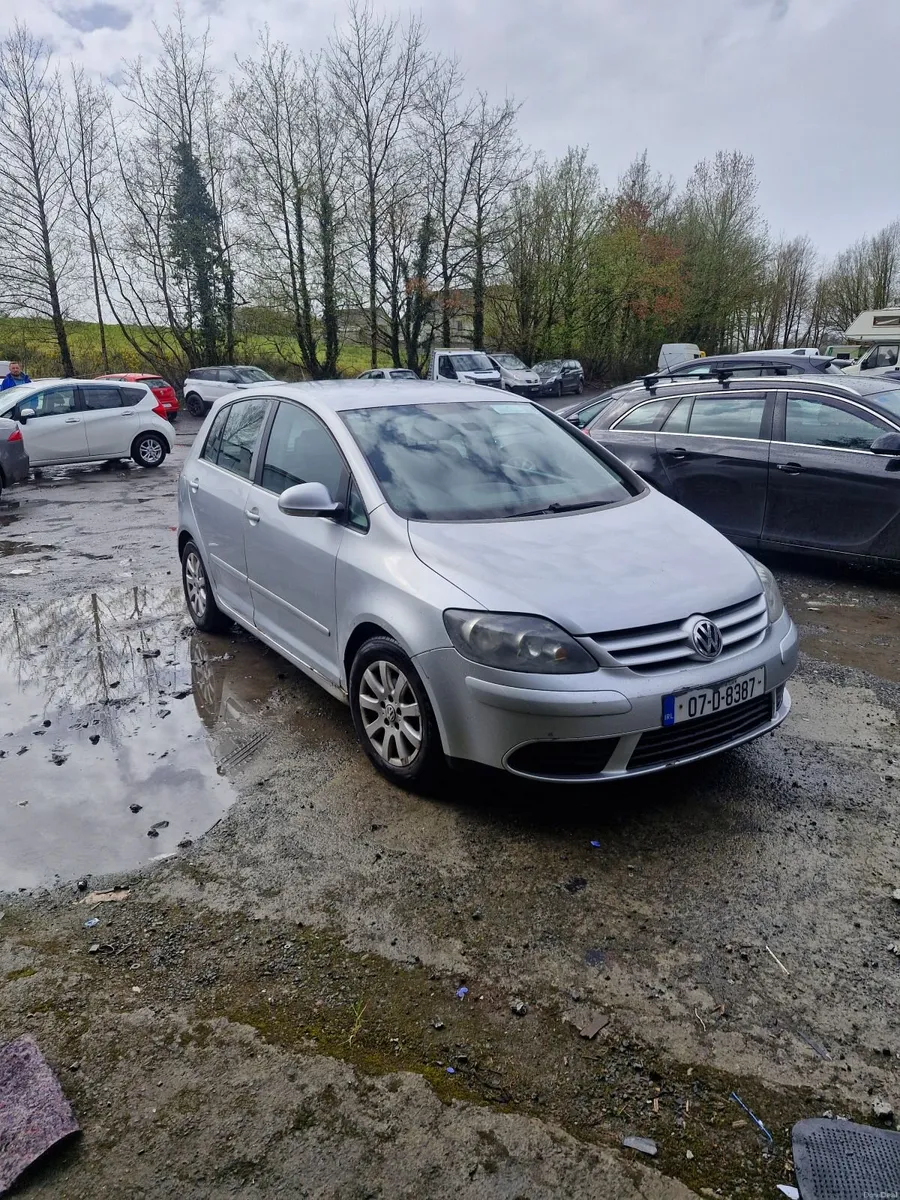 Volkswagen Golf 2007 automatic - Image 4