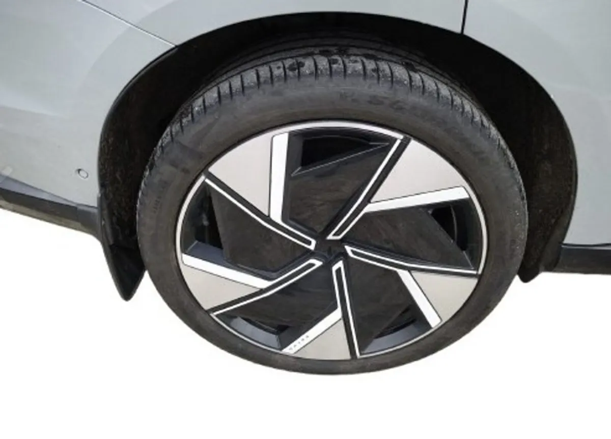 Volvo EX90 ULTRA TWIN LONG RANGE *TOP SPEC* €210 P - Image 2