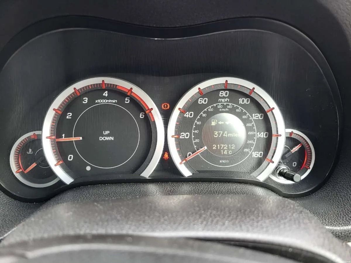 Honda Accord 2009 - Image 4