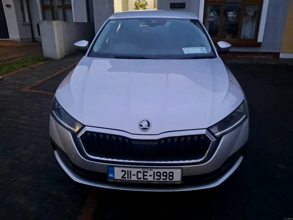 Skoda octivia hatchback - Image 3