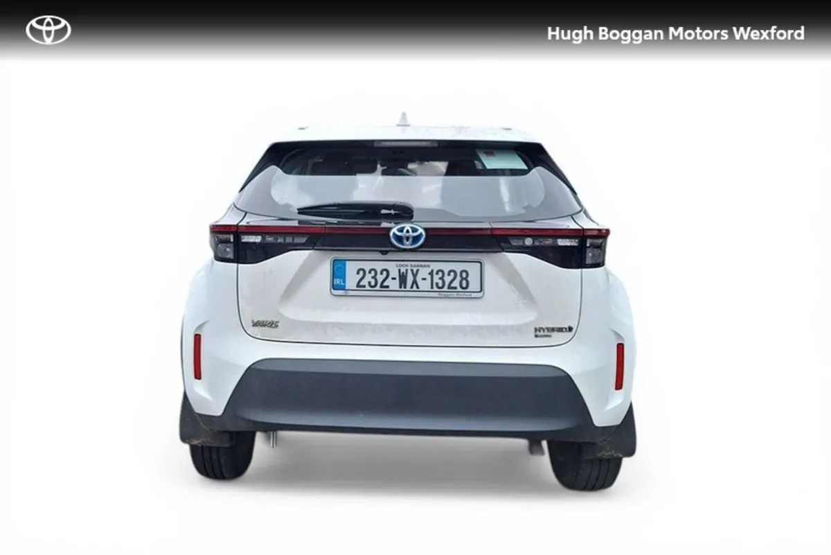 Toyota Yaris Cross YARIS CROSS LUNA - Image 4