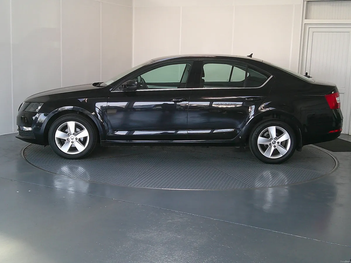 Skoda Octavia 2020 - Image 4
