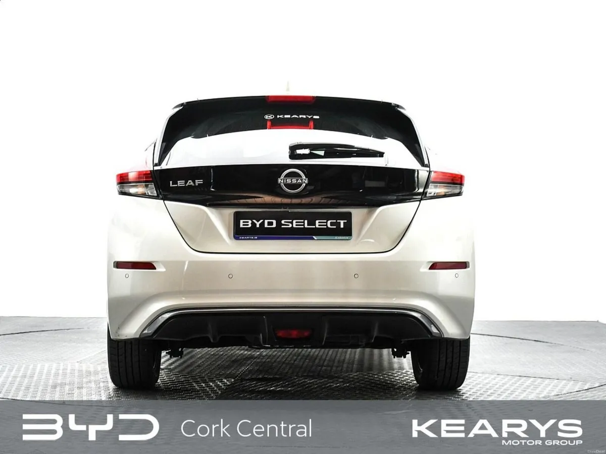 Nissan Leaf SV Premium 40 kWh - Image 3