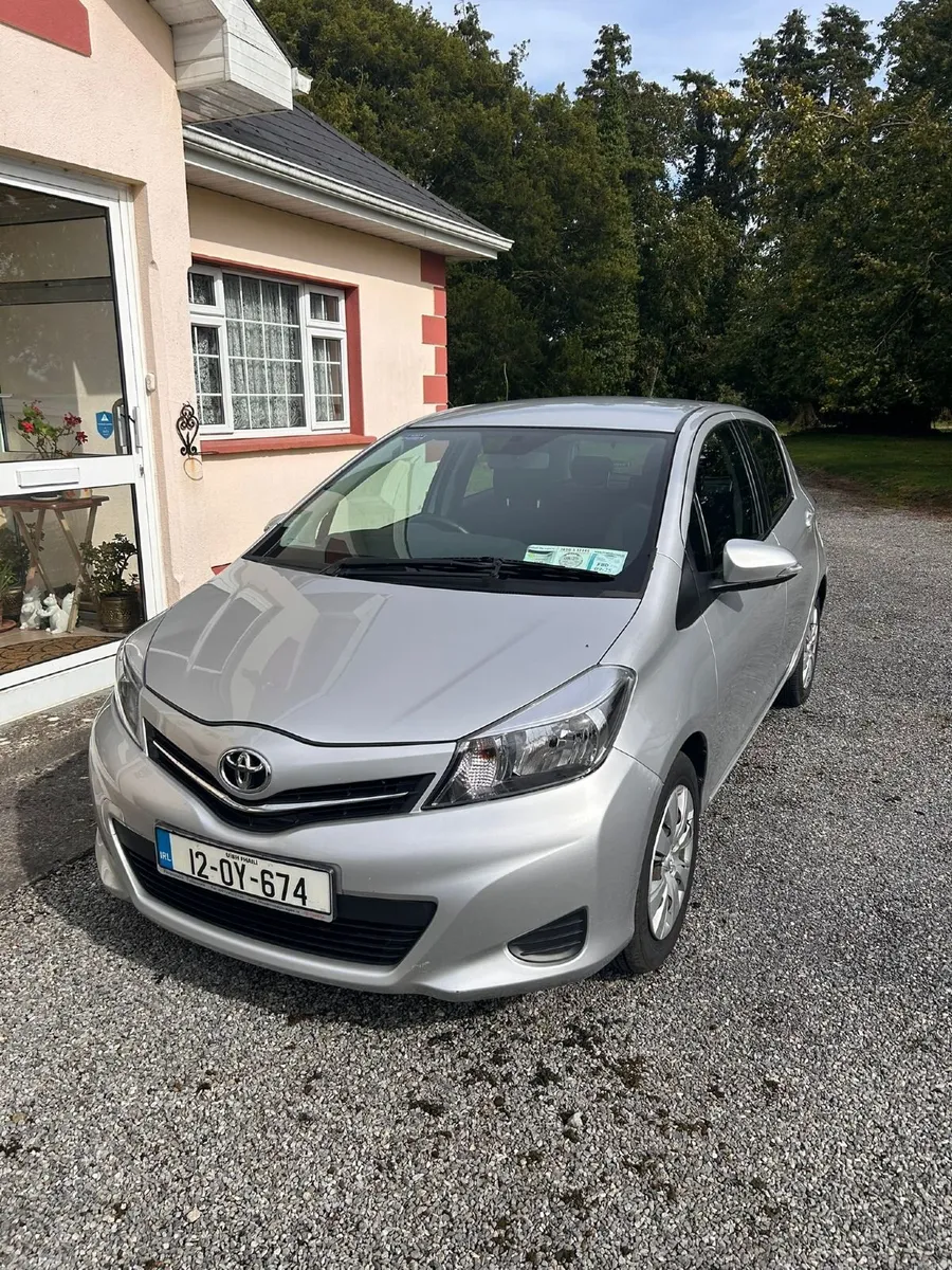 Toyota Yaris 2012 - Image 1