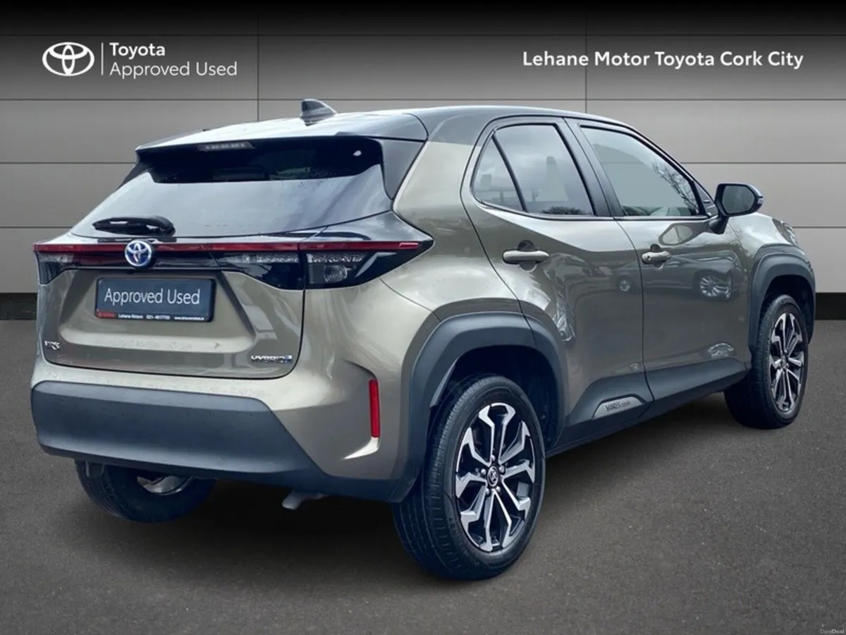 Toyota Yaris Cross CROSS LUNA SPORT 4DR AUTO - Image 2
