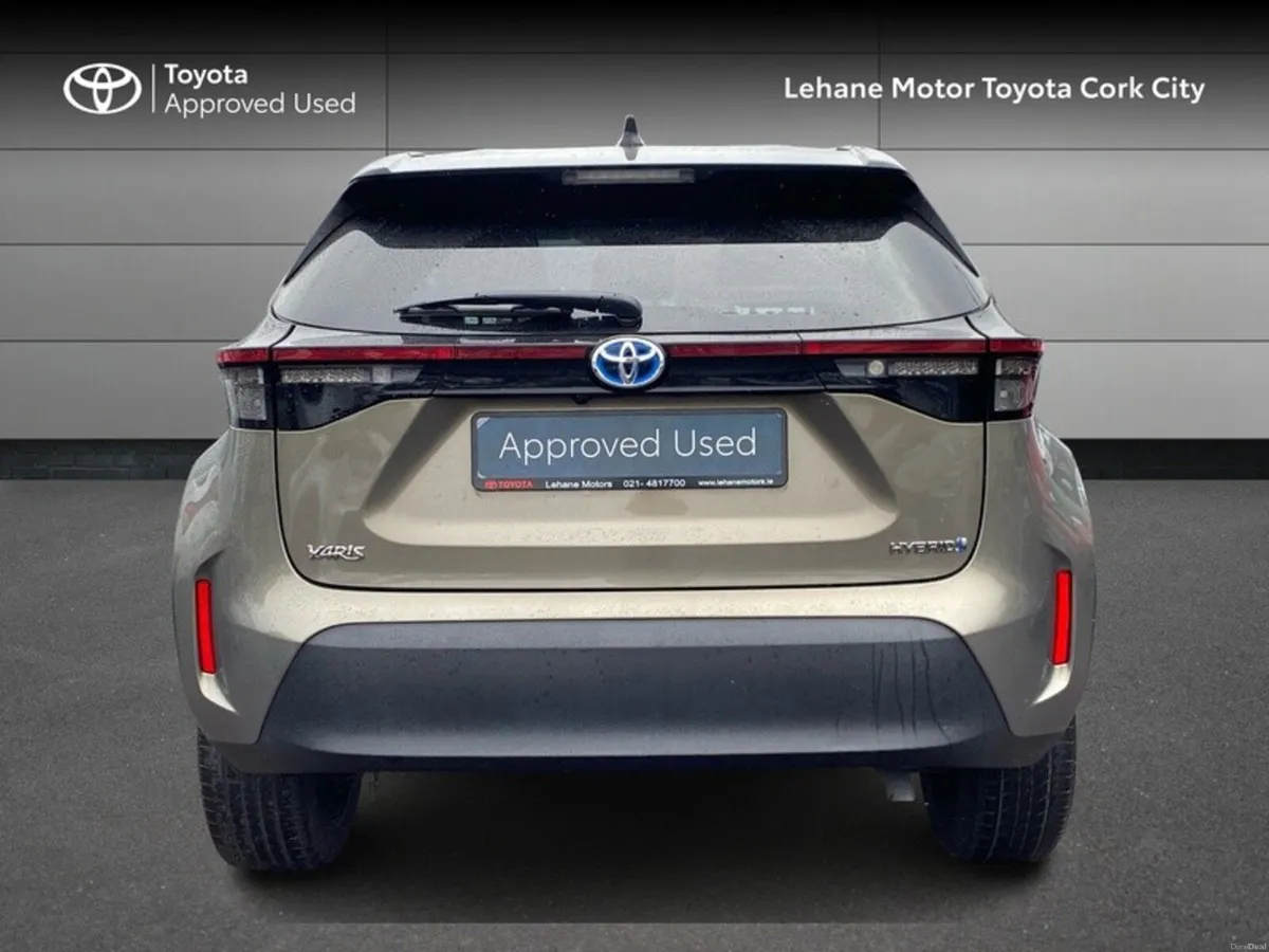 Toyota Yaris Cross CROSS LUNA SPORT 4DR AUTO - Image 4