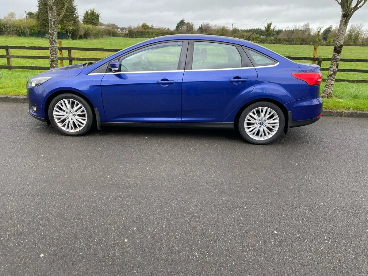 151 FORD FOCUS - Image 3