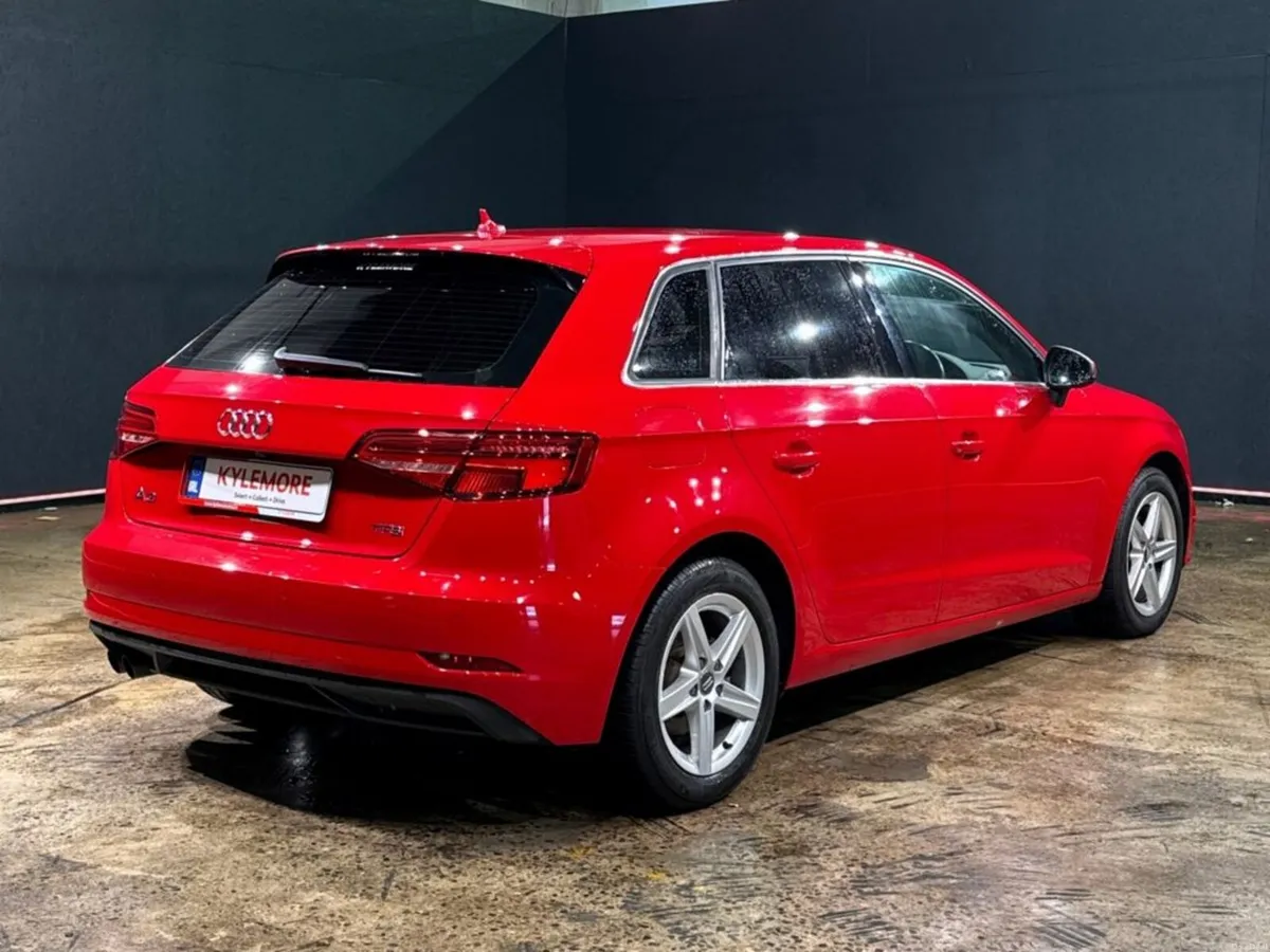 Audi A3 1.4L TFSI - FACTORY ALLOYS - REVERSE CAMER - Image 4