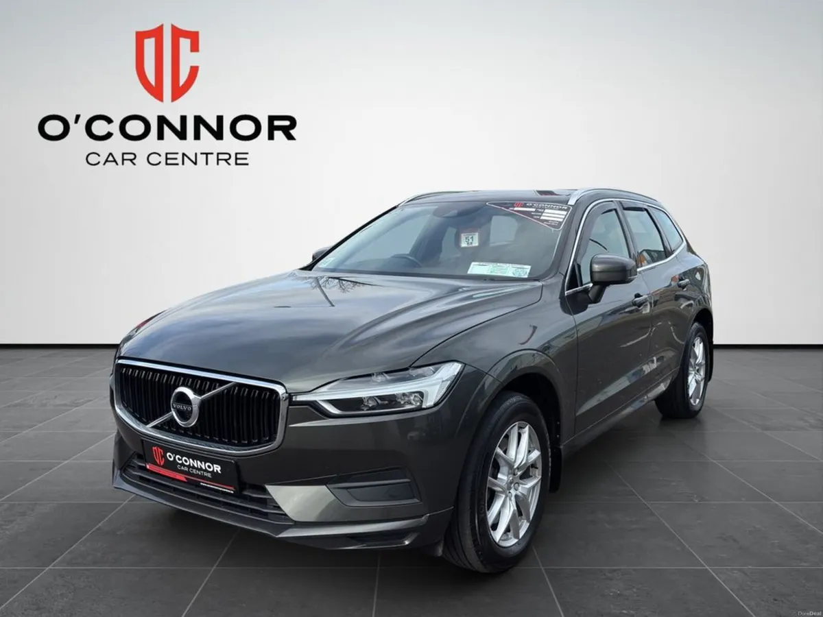 Volvo XC60 D4 AWD Momentum - Stylish, Safe, and Se - Image 3