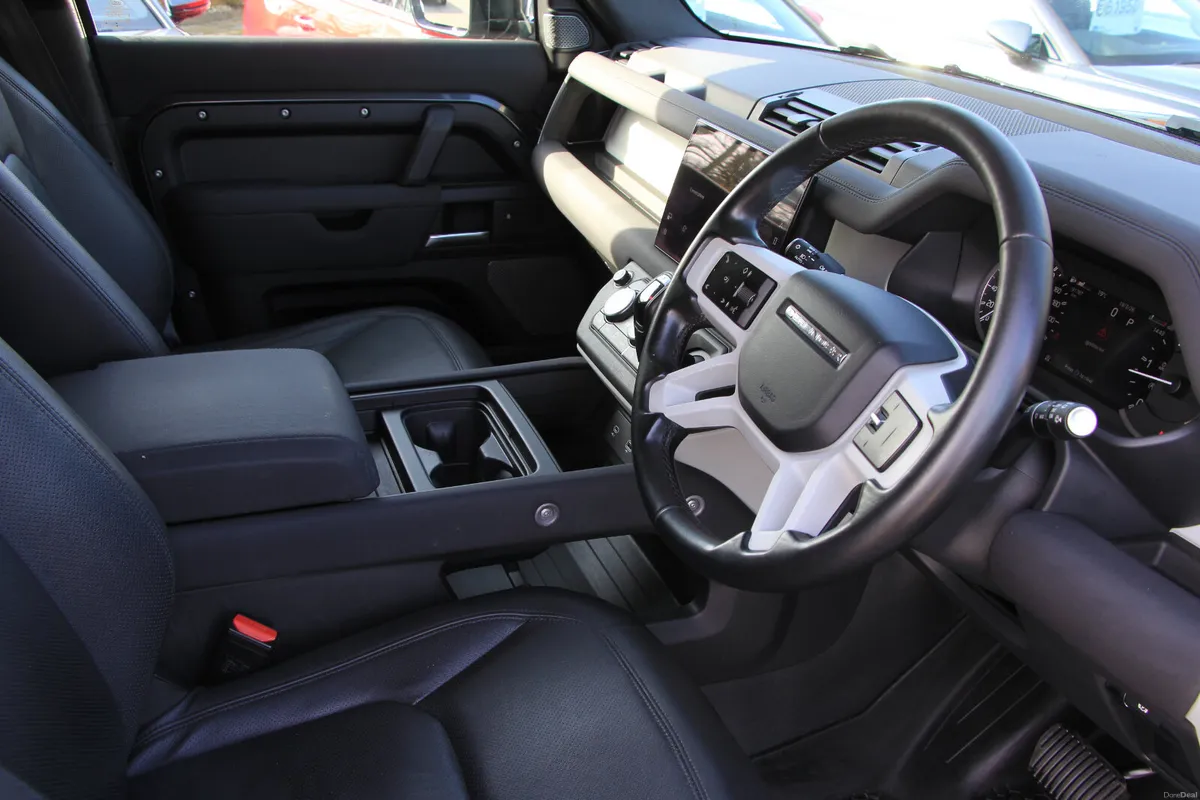 Defender 110 3.0 250D * 2 seat* Extra spec - Image 3