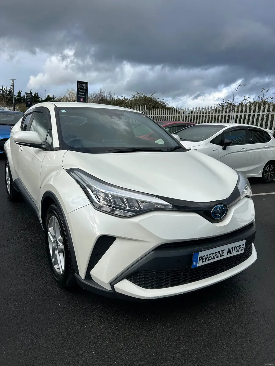 TOYOTA CHR - Image 1