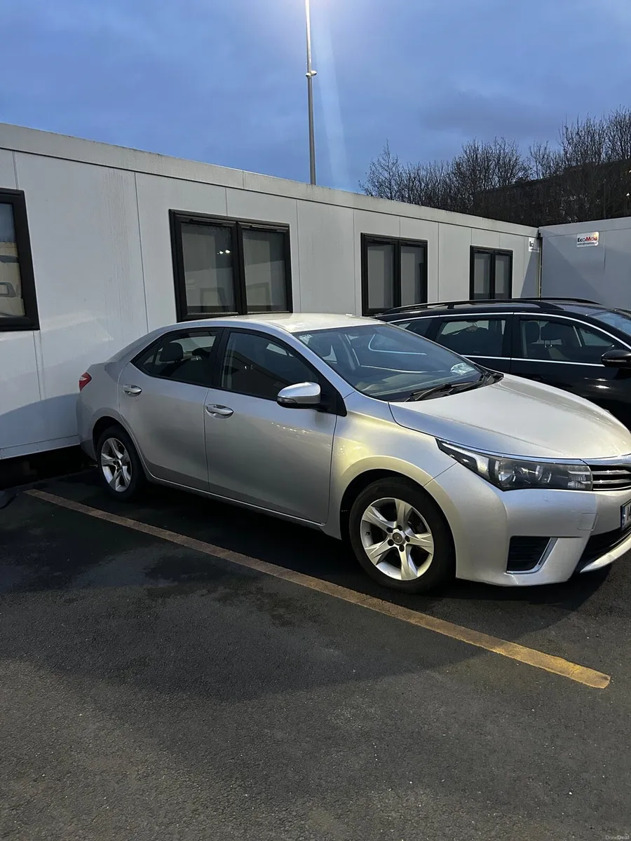 2014 Toyota Corolla 1.4d - Image 1