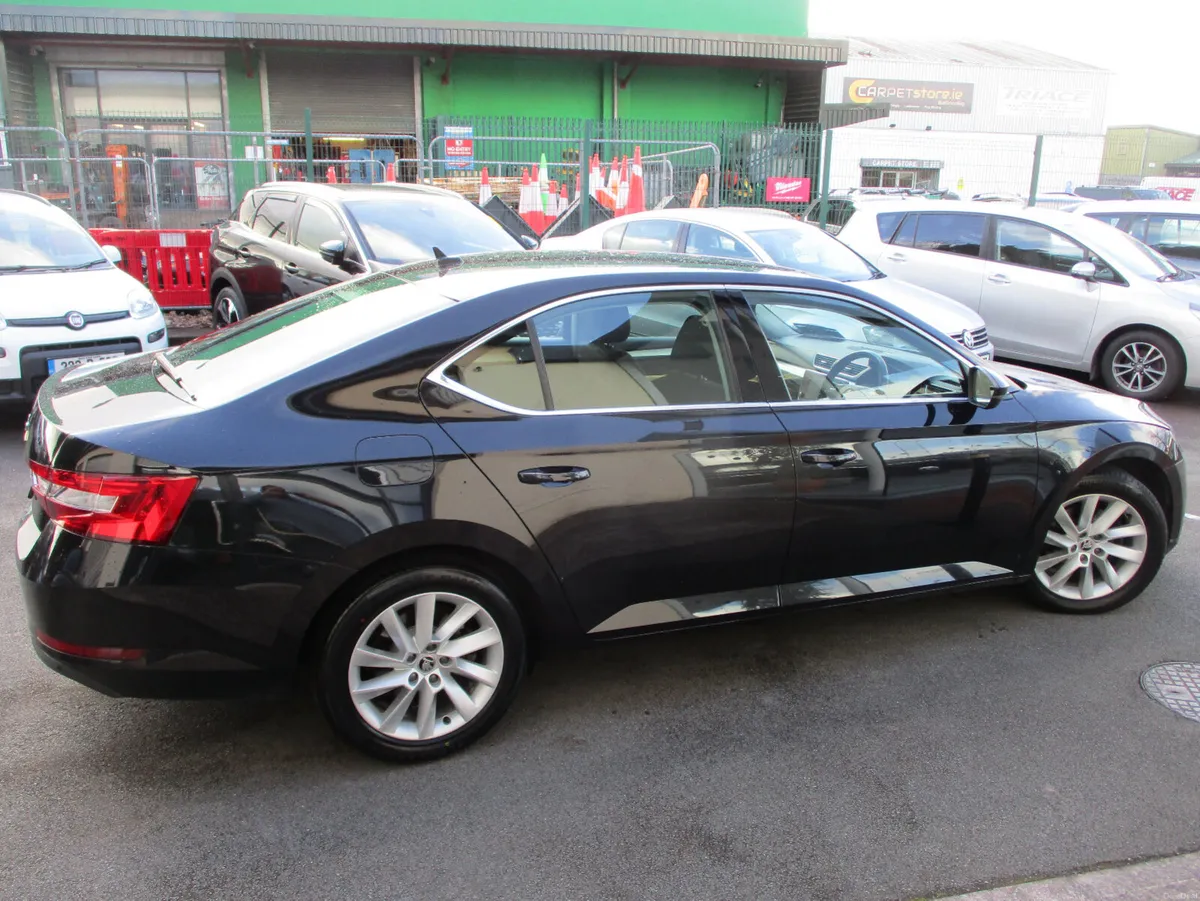 Skoda Superb Ambition 150Bhp  2022 - Image 4