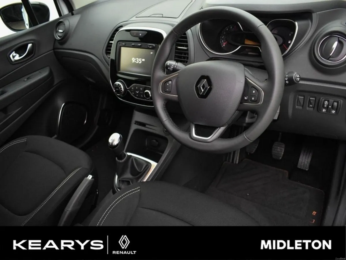 Renault Captur 0.9 TCe 90 ICONIC. Low KMs - Image 6