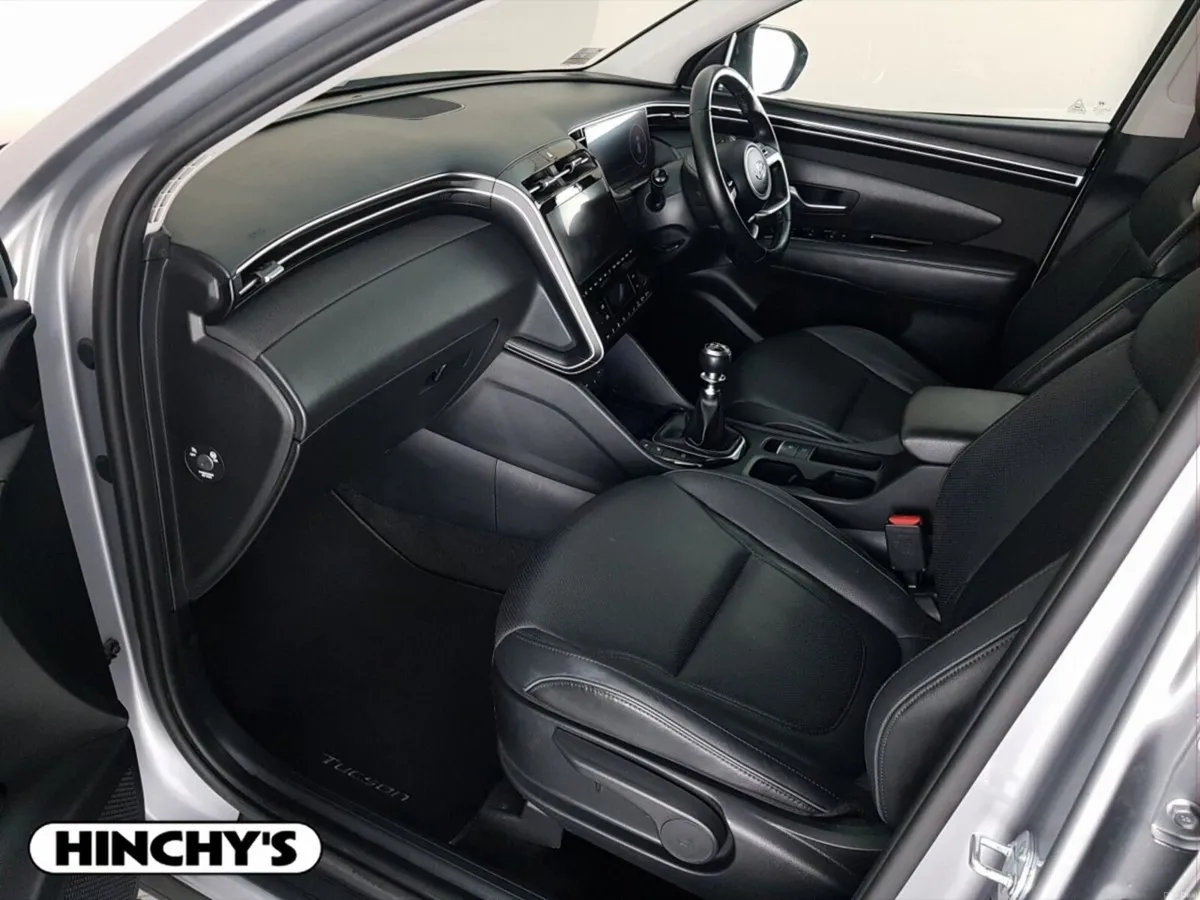Hyundai Tucson 2WD Executive Plus - Image 4