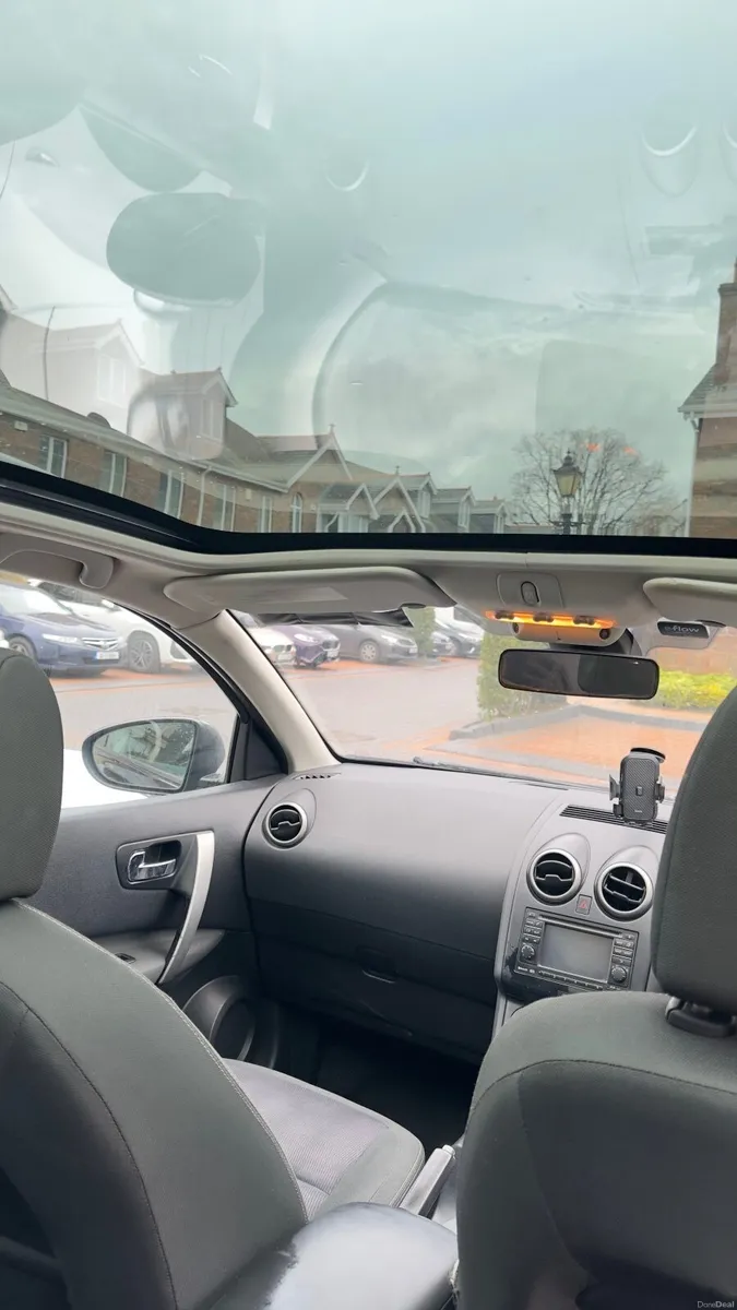 Nissan Qashqai 2012 - Image 2