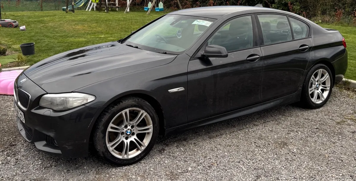 BMW 5-Series 2011 - Image 3