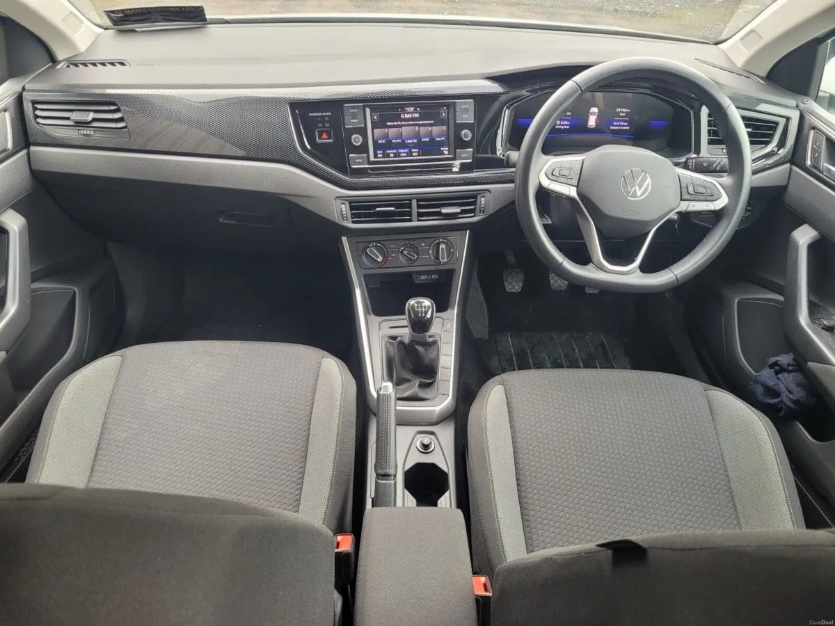 Volkswagen Polo 2024 LIFE 1.0 TSI 95BHP - Image 4