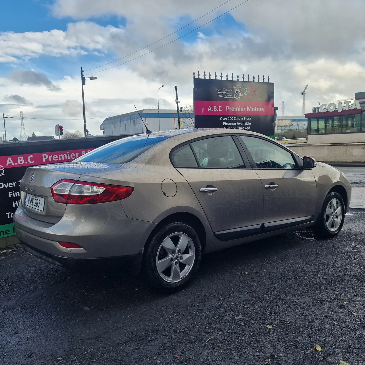 Renault Fluence 2011 Nct 01/27 Tax 01/27 - Image 2